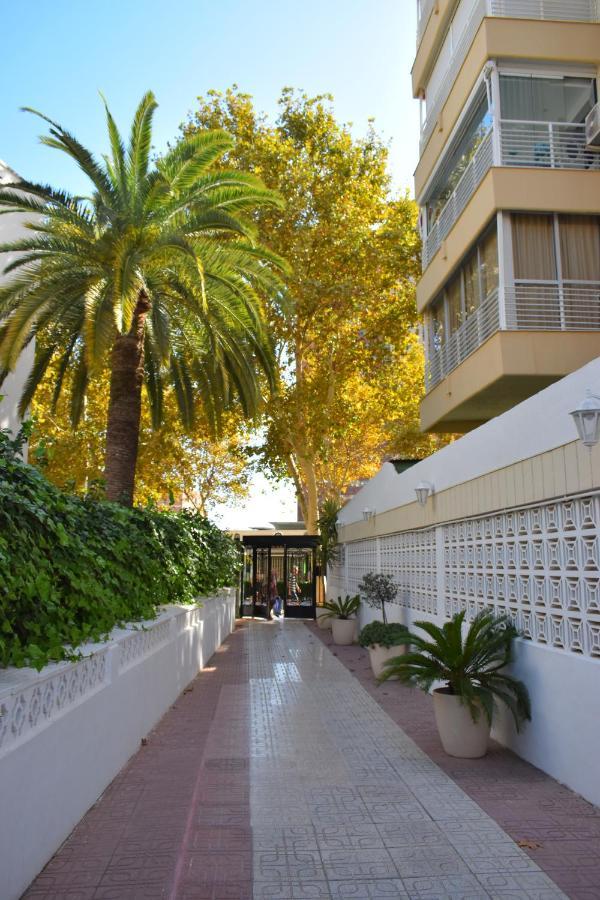 Los Caballos Vip Playa Levante Benidorm Exteriér fotografie