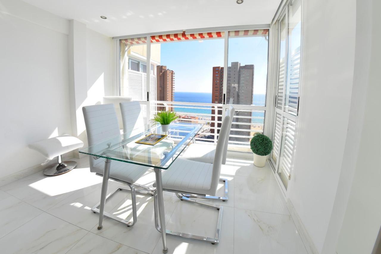 Los Caballos Vip Playa Levante Benidorm Exteriér fotografie