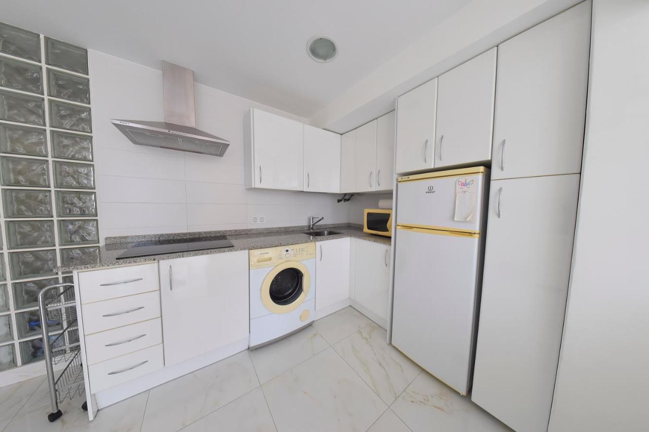 Los Caballos Vip Playa Levante Benidorm Exteriér fotografie
